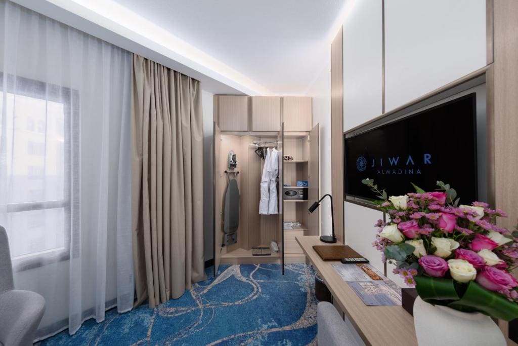 Classic Triple Room room - Image 1