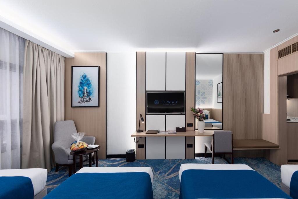 Deluxe Quadruple Room room - Image 3