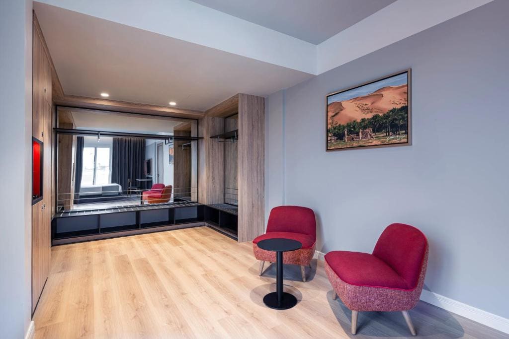 Executive Suite room - Image 2