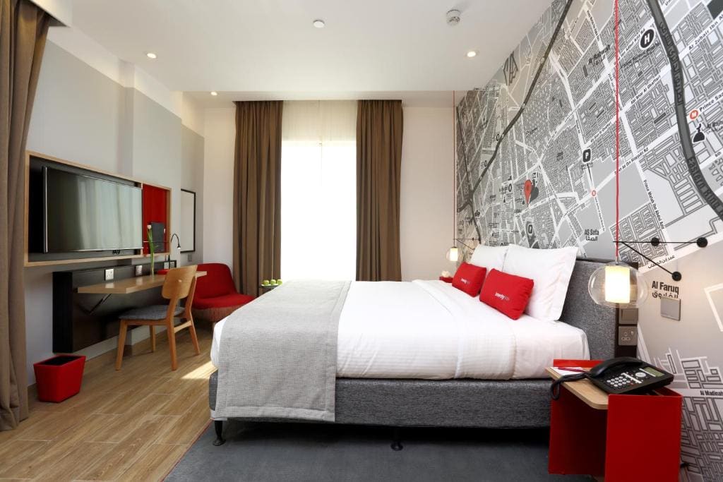 Deluxe Suite room - Image 2