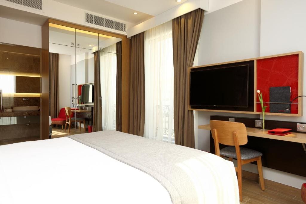 Deluxe Suite room - Image 1