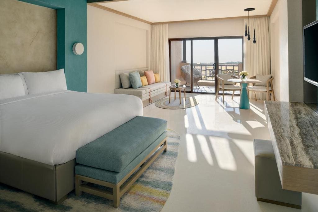 Premium King Room - North Wing/Club room - Image 3