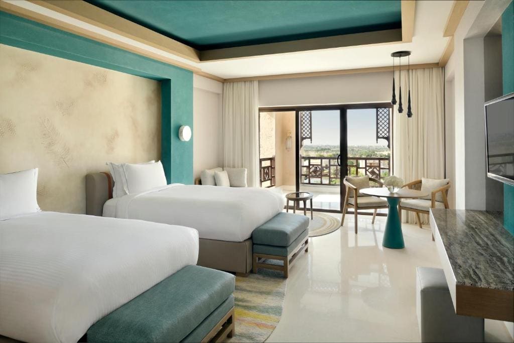 Premium King Room with Garden View - North Wing room - Image 2