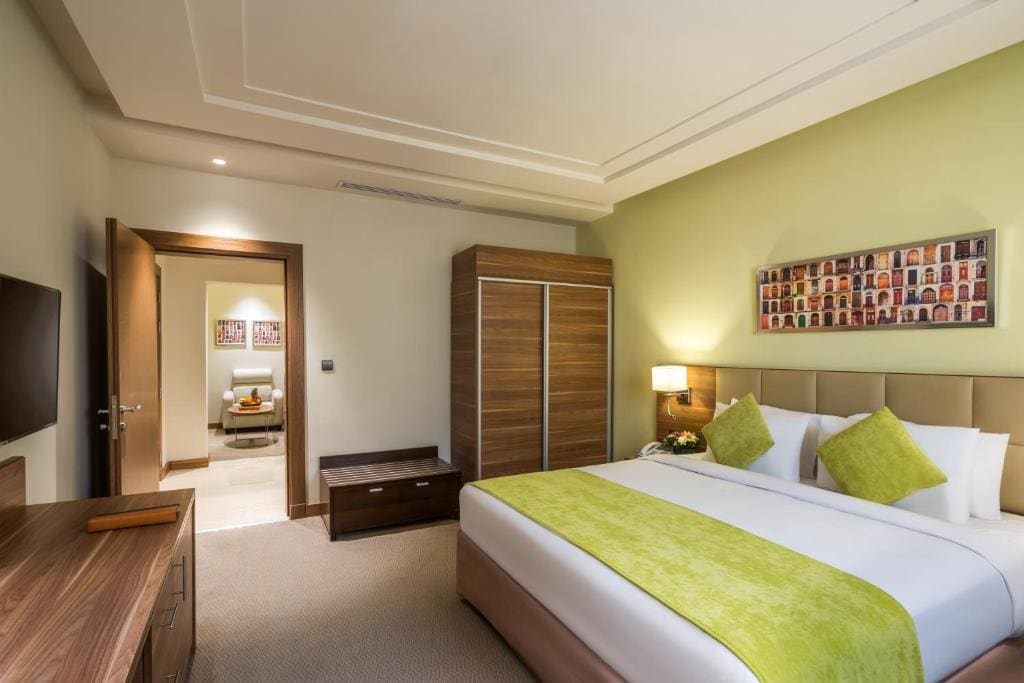 Executive Suite room - Image 2