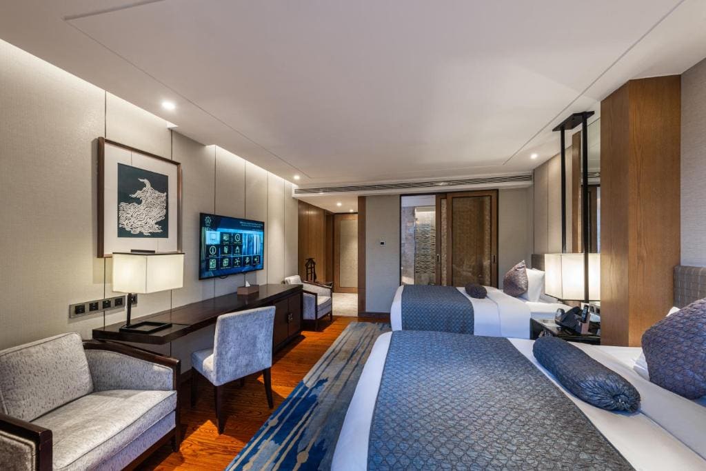 Executive Villa room - Image 3