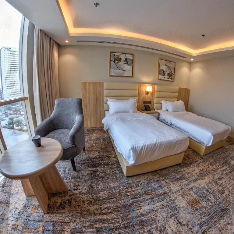 Executive Suite room - Image 2
