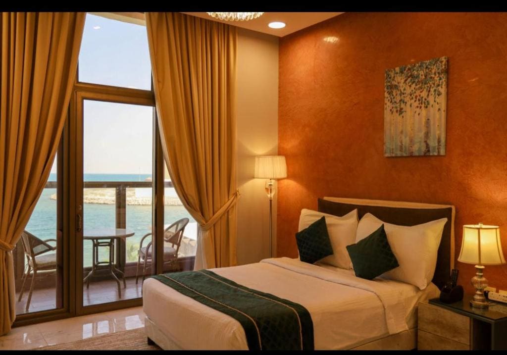 Two-Bedroom Chalet with Private Beach room - Image 3