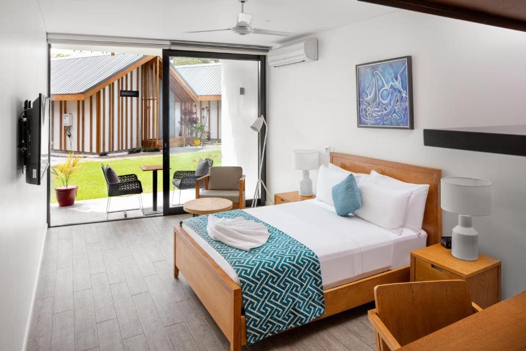 Deluxe Suite Long Stay room - Image 3