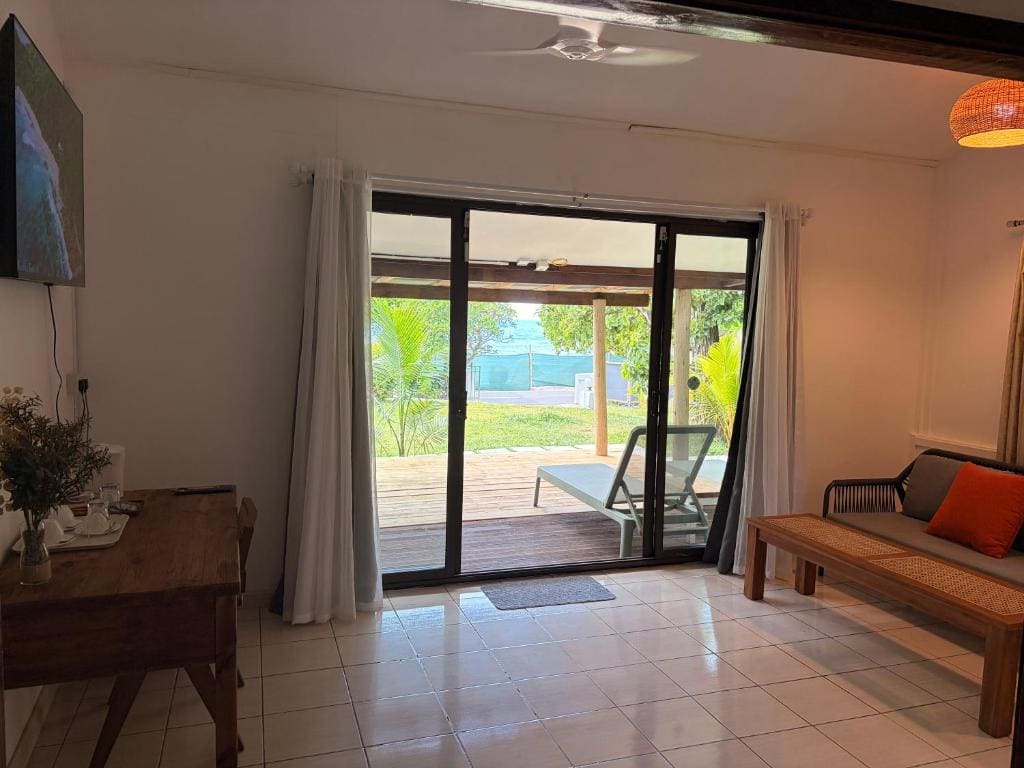 Deluxe Double Room (2 Adults + 1 Child) room - Image 2