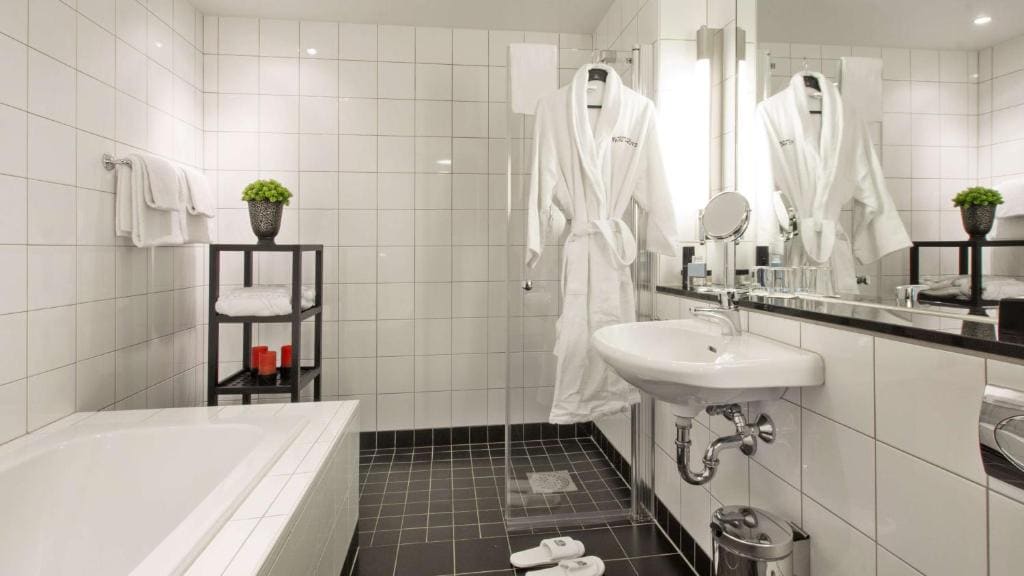 Junior Suite with Terrace room - Image 3