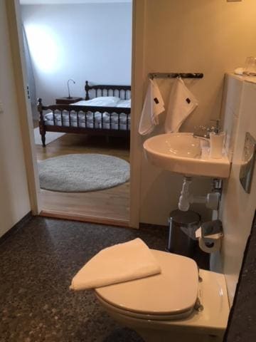Large Double Room room - Image 1