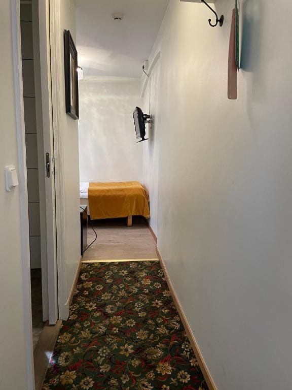 Budget Single Room room - Image 2