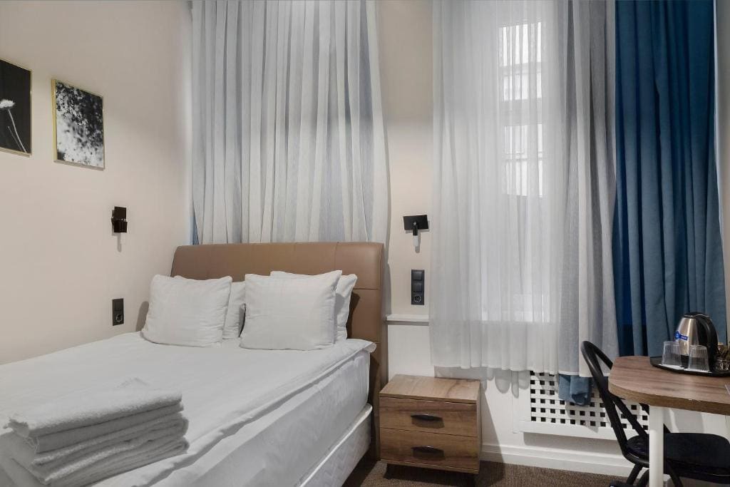 Economy Double Room without Windows room - Image 2