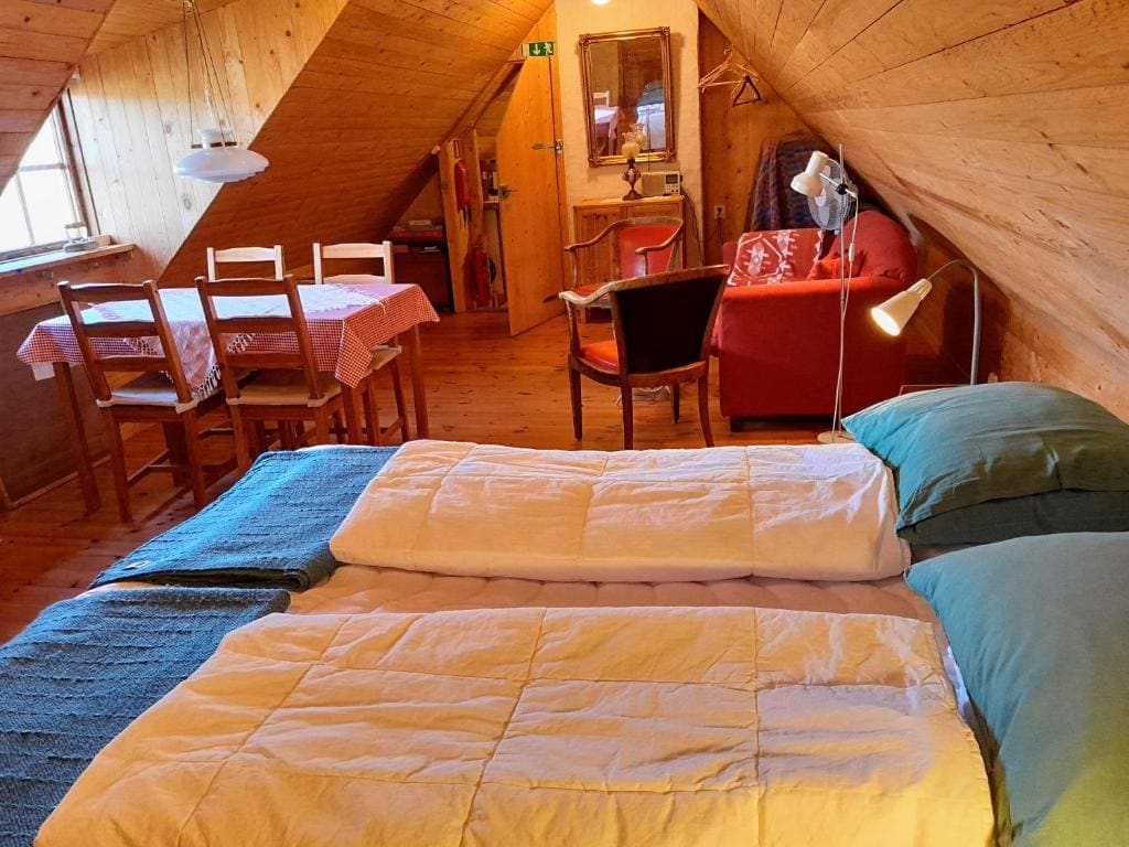 Apartment room - Image 3