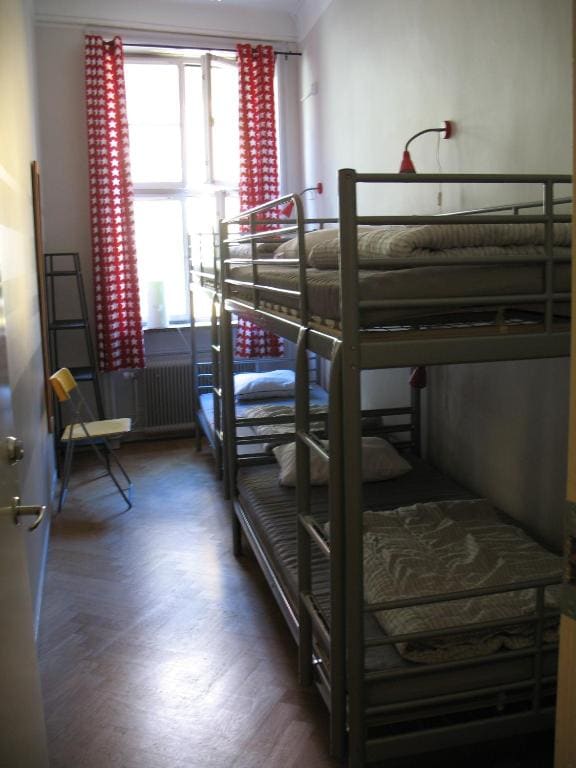 Bed in small 4-Bed Mixed Dormitory Room - quiet street view room - Image 1