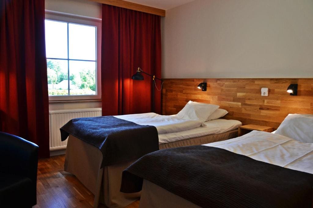 Standard Twin Room room - Image 1