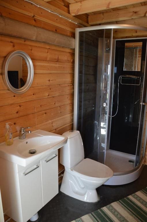 Two-Bedroom Cottage room - Image 3