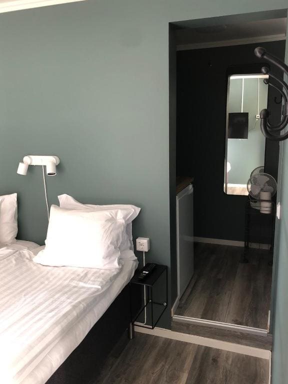 Double Room with Terrace room - Image 2