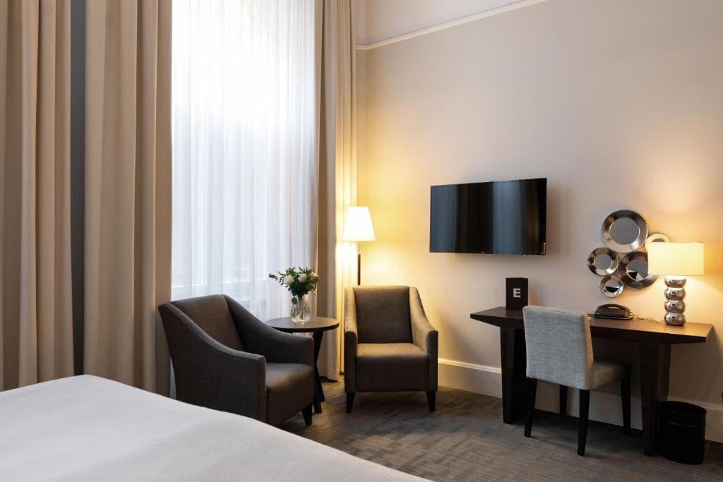 Deluxe Double Room room - Image 2