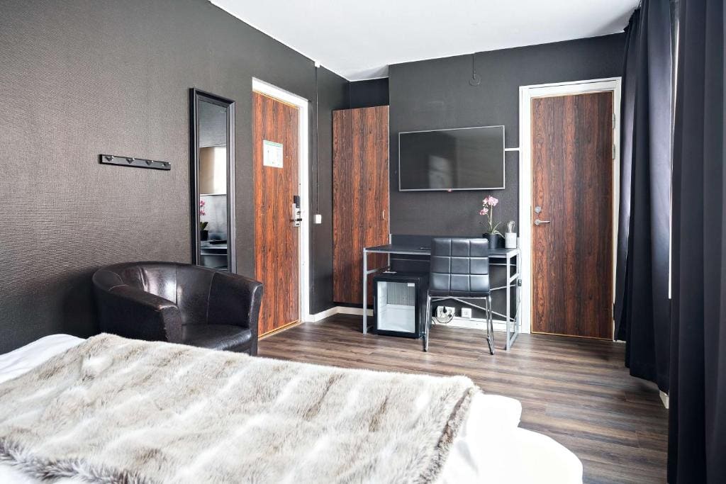 Standard Queen Room room - Image 2