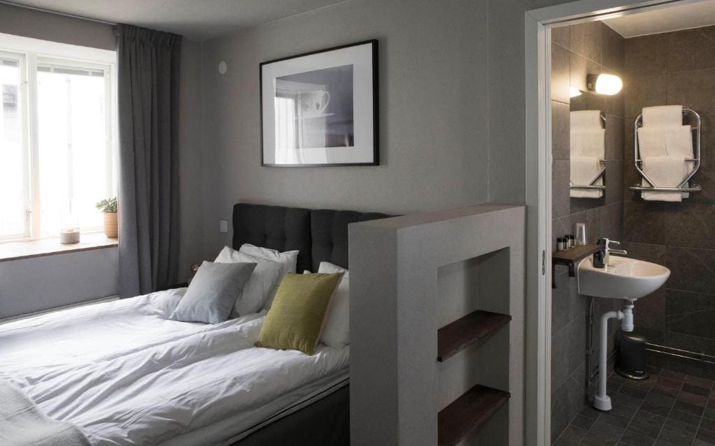 Superior Double Room room - Image 3