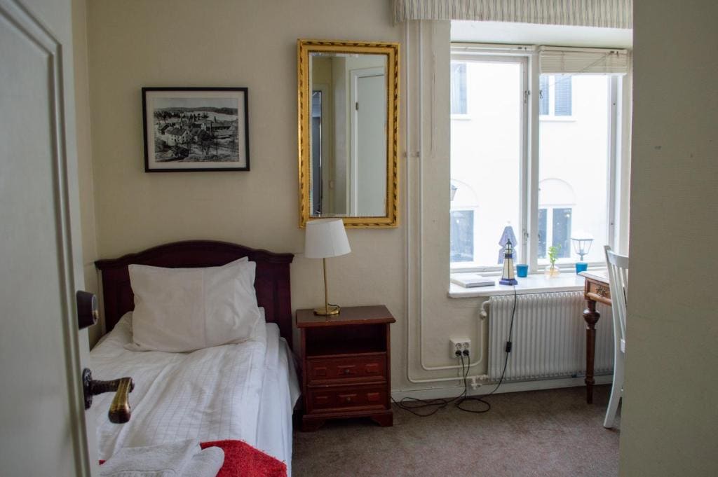 Budget Single Room room - Image 2