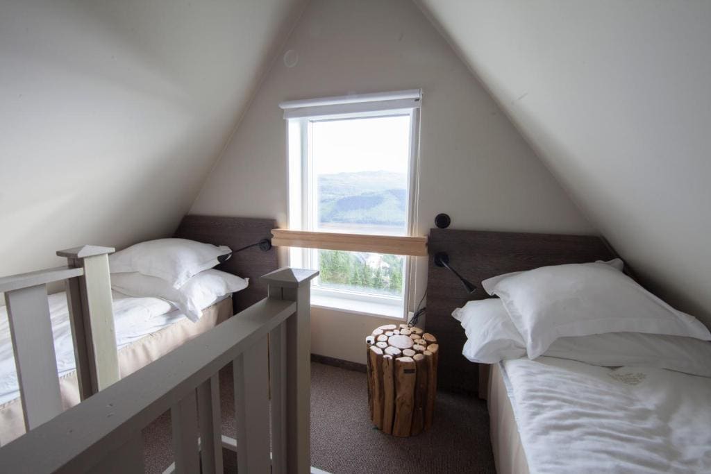 Deluxe Quadruple Room room - Image 3