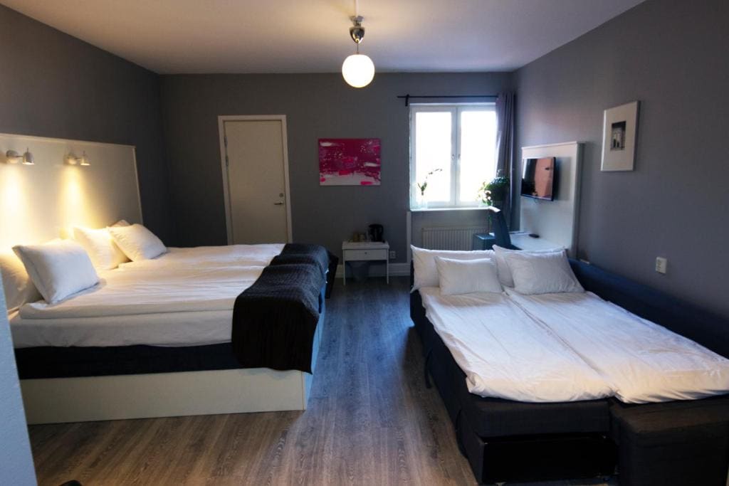 Quadruple Room room - Image 2