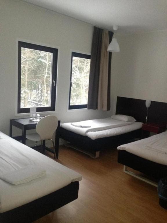 Family Room room - Image 1