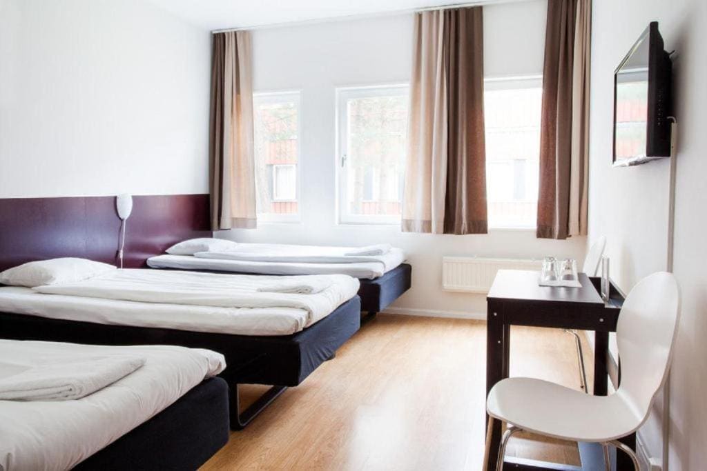 Quadruple Room room - Image 1