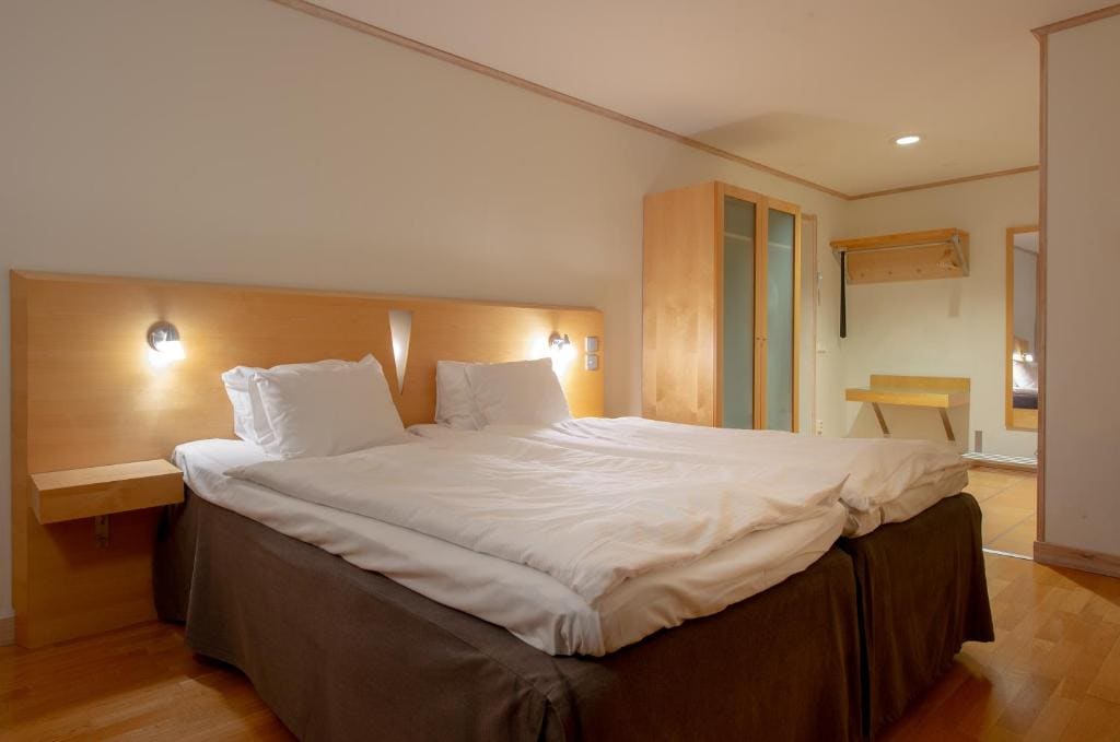 Arctic Cabin room - Image 2