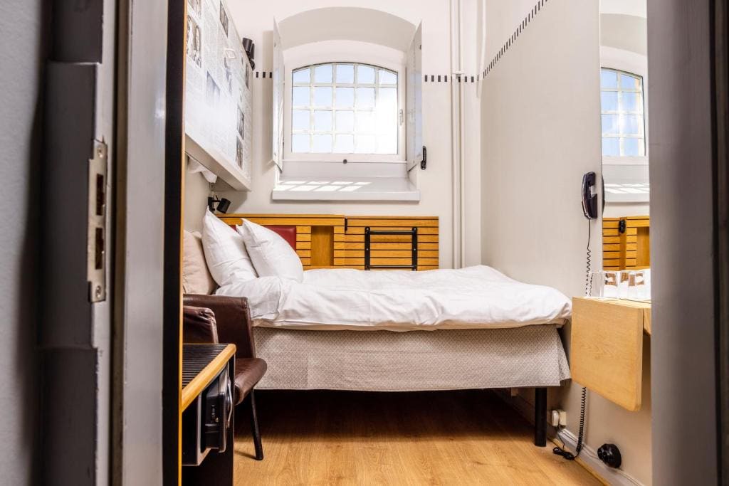 Small Double Room room - Image 1