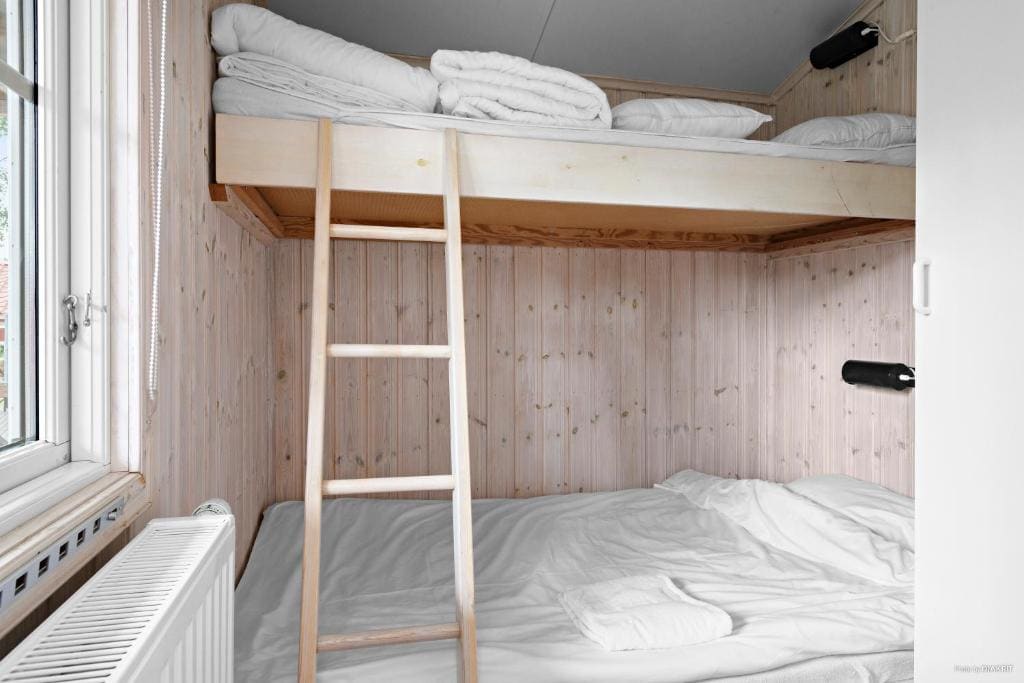 Two-Bedroom House room - Image 1