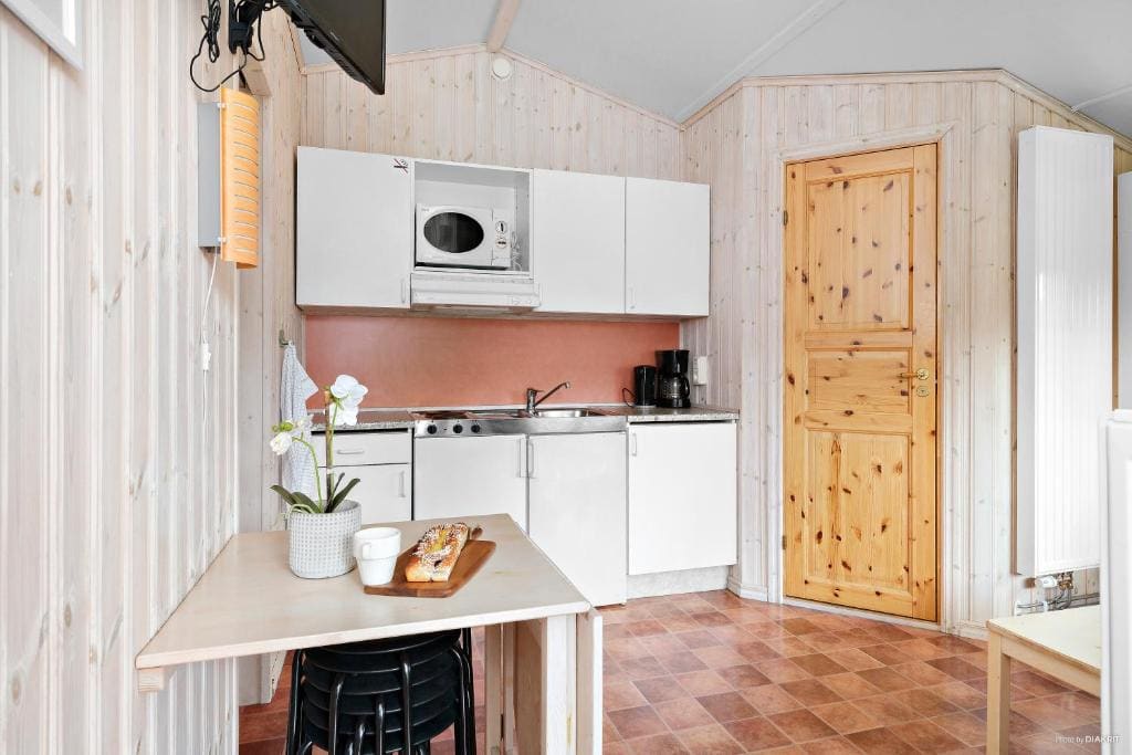 Two-Bedroom House room - Image 3