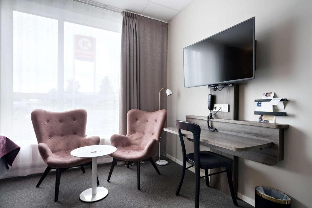 Superior Double Room - Non-Smoking room - Image 3