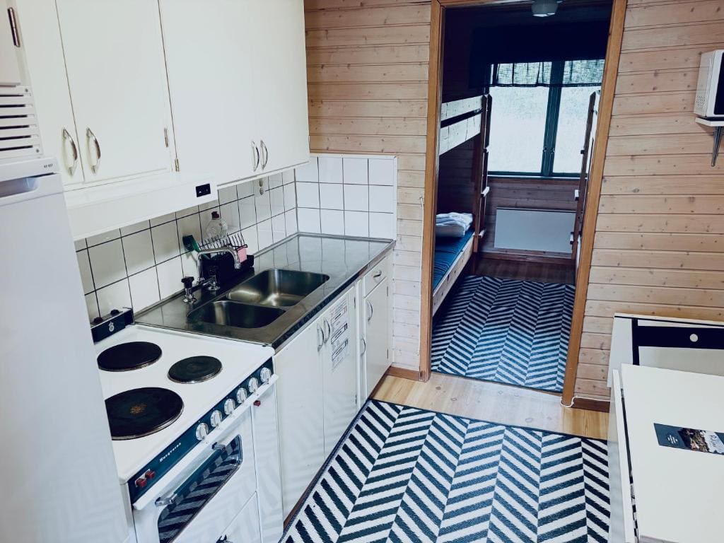 Apartment room - Image 2