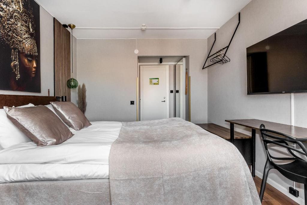 Queen Room room - Image 1