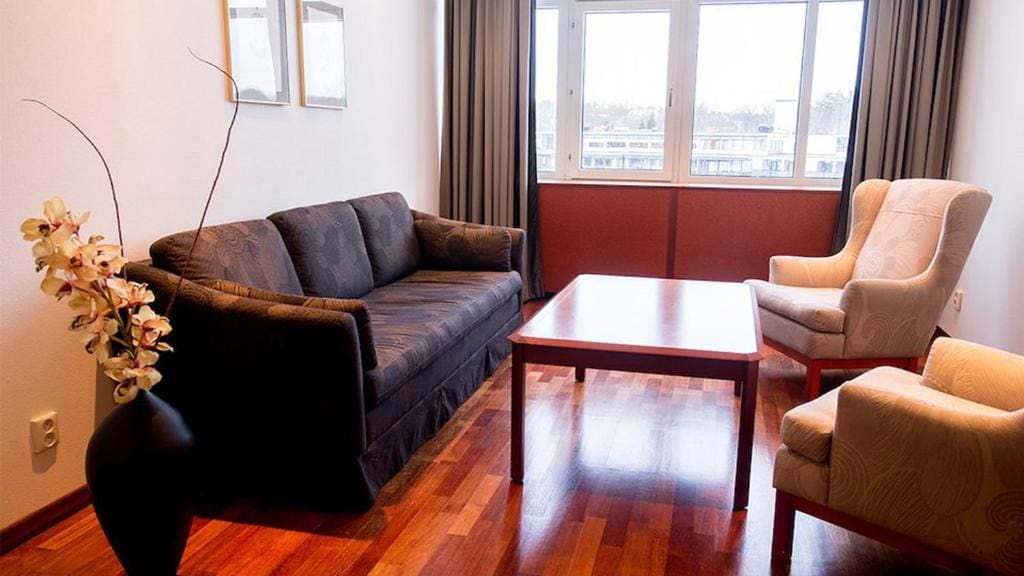 Family Room (2 Adults + 2 Children) room - Image 3