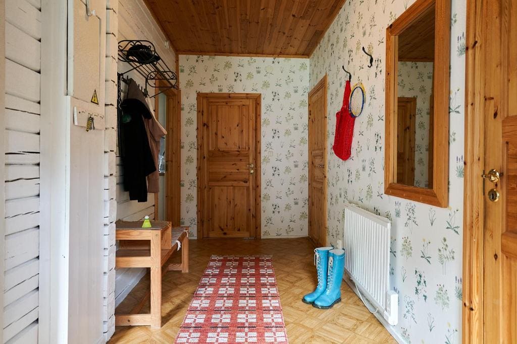 Two-Bedroom Cottage room - Image 3