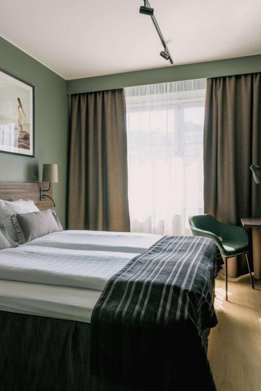 Standard Double or Twin Room room - Image 3