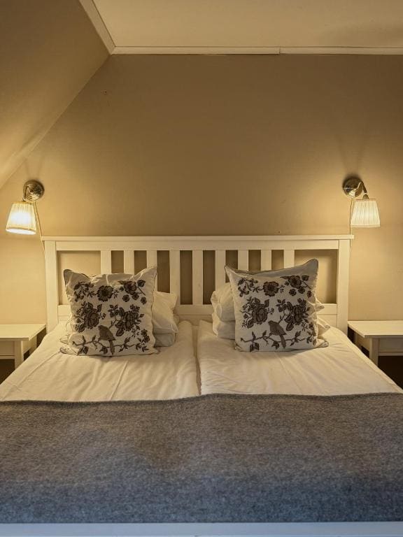 Double Room with Extra Bed room - Image 3