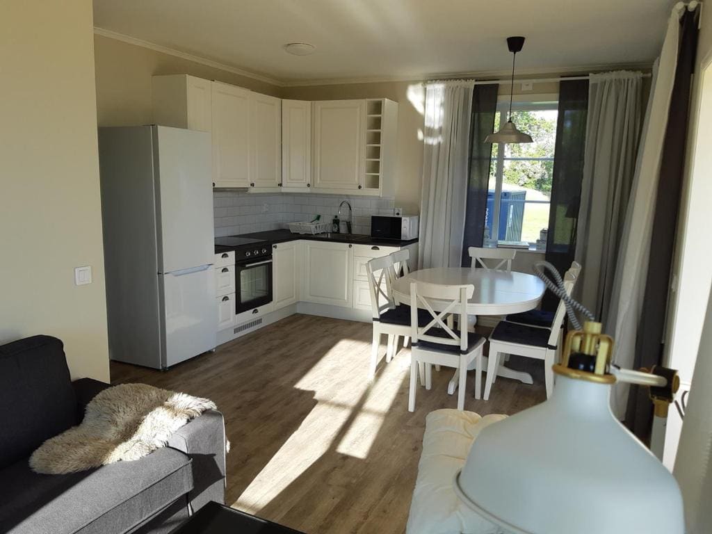 Apartment with Lake View room - Image 2