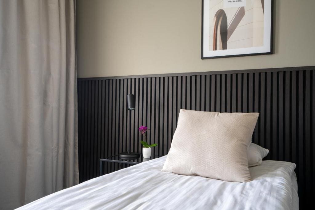 Standard Twin Room room - Image 1