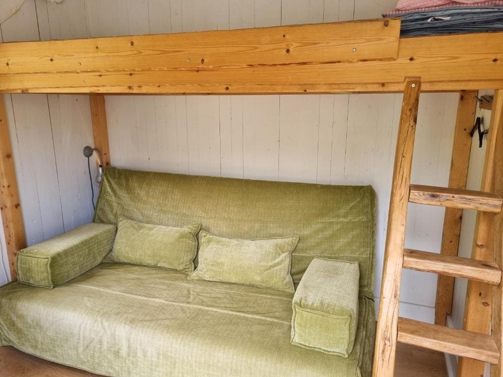 Budget Triple Room room - Image 1