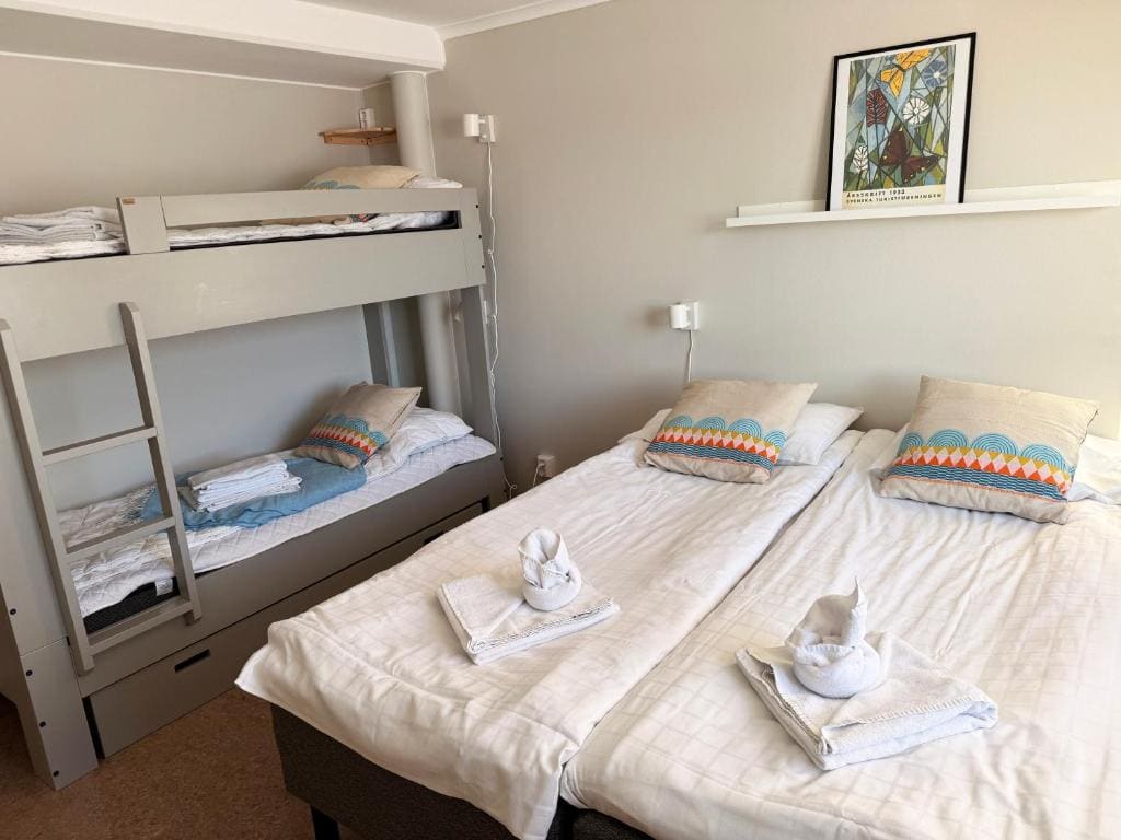 Quadruple Room room - Image 1
