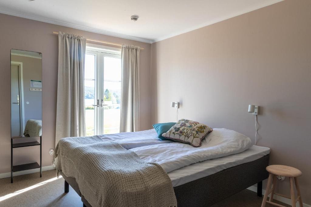 Superior Quadruple Room room - Image 1