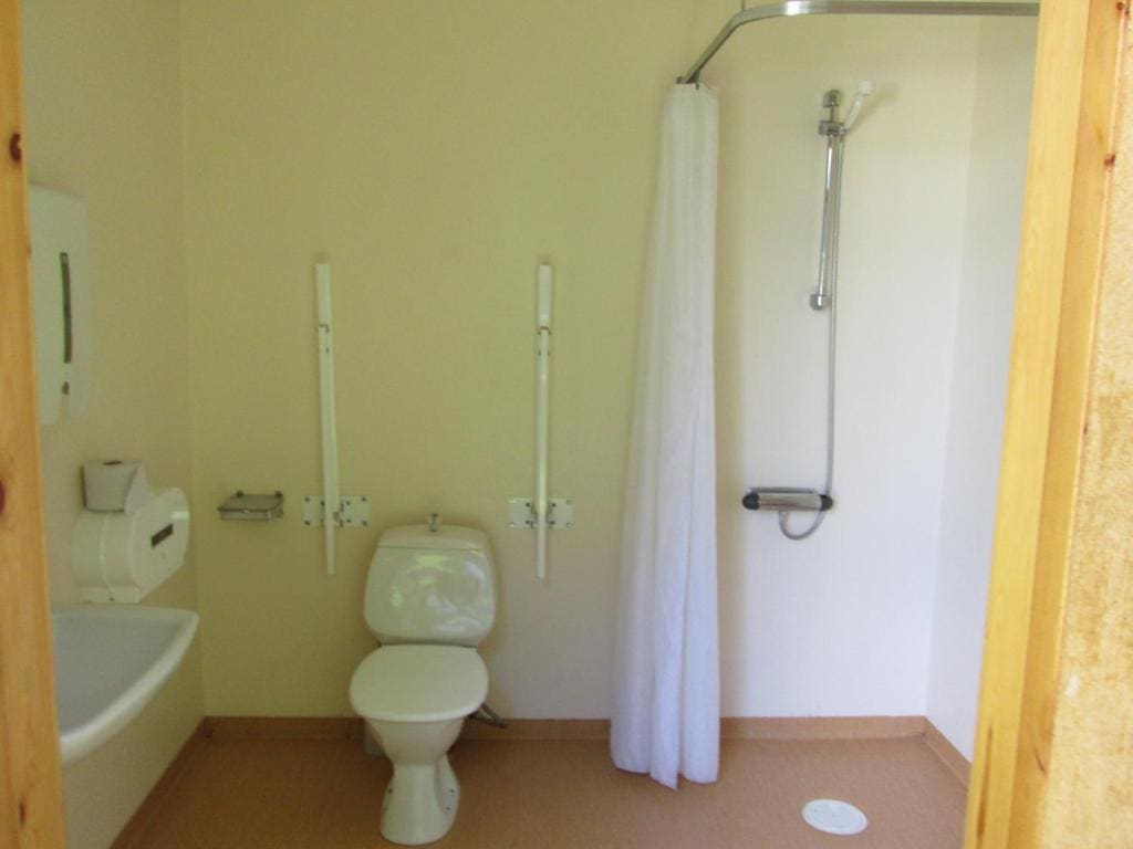 Cottage with Shared Shower (4 Adults) room - Image 3