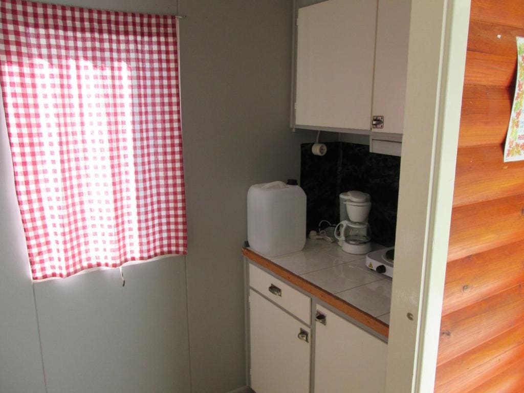 Cottage with Shared Bathroom (2 Adults) room - Image 1