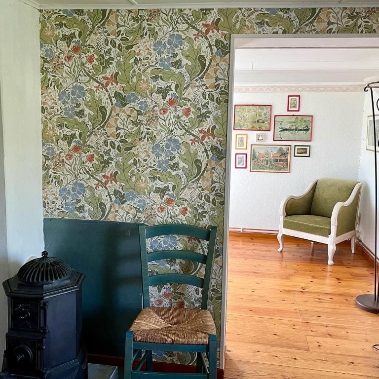 Two-Bedroom House room - Image 2