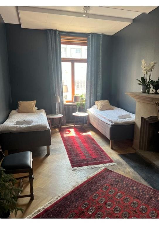 Standard Twin Room room - Image 3
